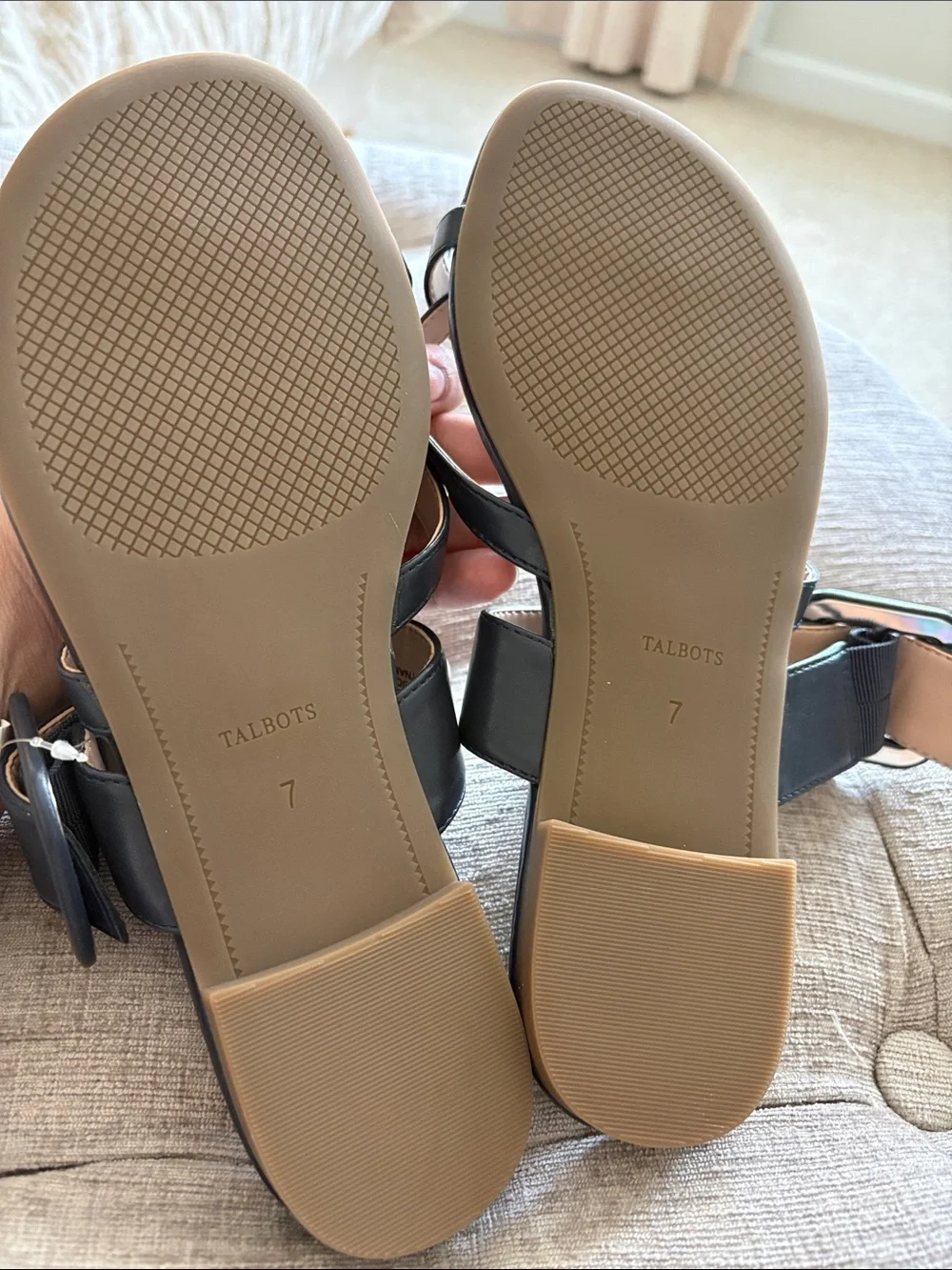 Talbots Navy Leather Buckle Thong Sandals with Wide Strap